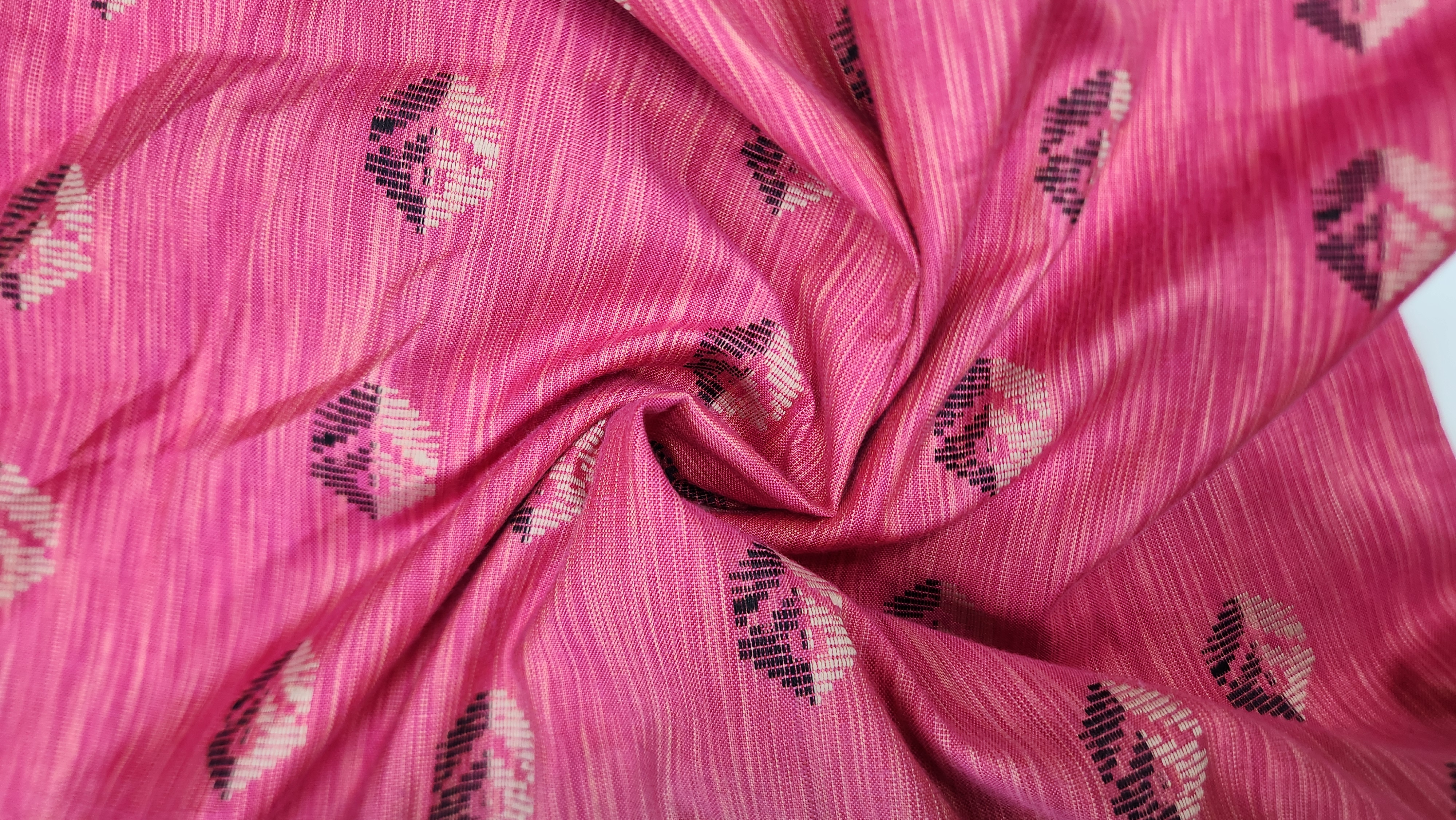 Chikankari Saree